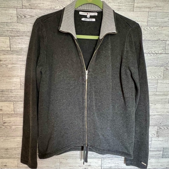 Tommy Hilfiger Sweaters - TOMMY HILFIGER Womens Size Medium Sweater Cardigan Full Zip Dk. Grey/Lt. Gray